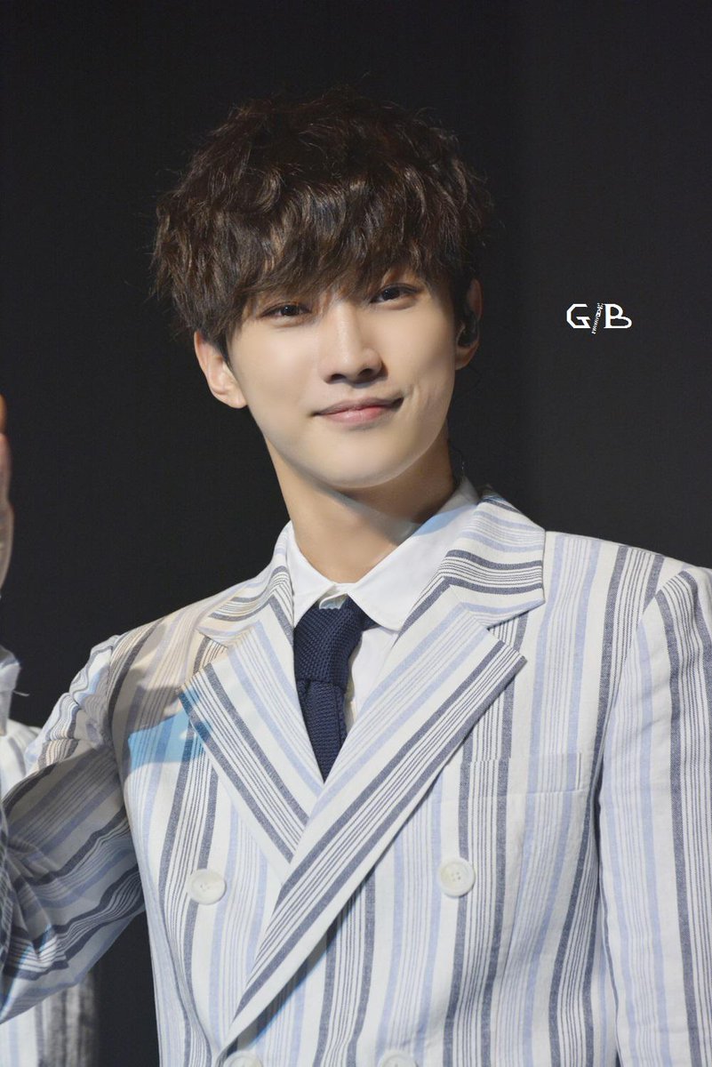 apopo65's tweet photo. 진영
@_jinyoung911118 http://t.co/97BQYOEYRV