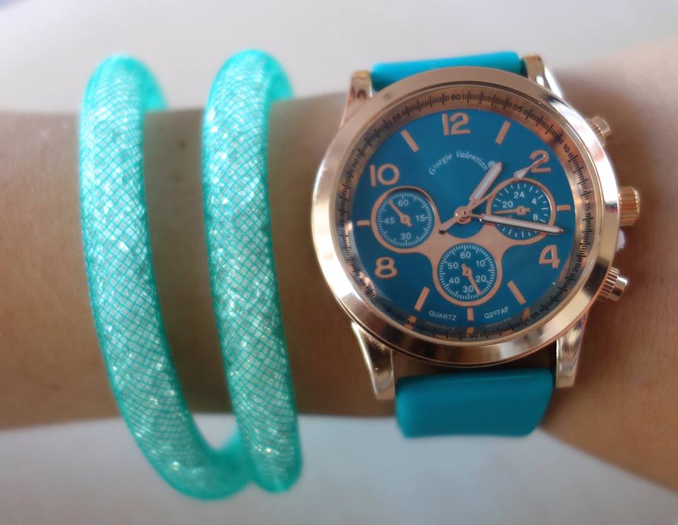 cullar_v's tweet photo. Reloj aguamarina. P.V.P.; 20 €
Pulsera doble aguamarina. P.V.P.; 12 € http://t.co/QLxij1wZQL