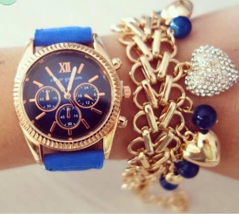 cullar_v's tweet photo. Conjunto 20,00€
Reloj 14 €
Pulsera 6 € http://t.co/FI60p8G6pw