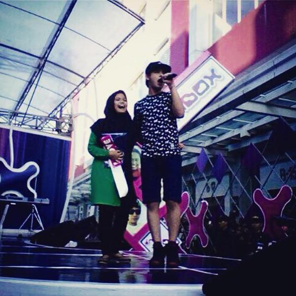 alcblitar's tweet photo. @alysyarief with adeL in inbox :)
adel yang d.peluk,d.pegang2,gue yang teriakk'' haaaaaahhh abang I LOVE YOU :) :-* http://t.co/W2aNlZSVuS