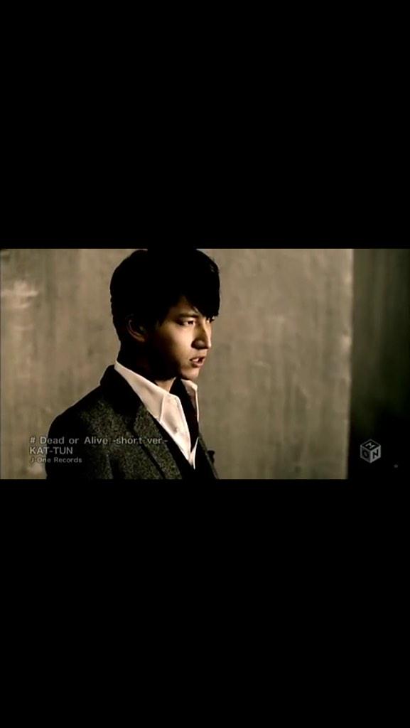 hyphen_Alove's tweet photo. Dead or Alive フラゲまでもうすぐです！
✨✨✨✨✨🙏1位🙏✨✨✨✨✨
#買う人rt
#スペシャル盤買う人rt
#hyphenRT http://t.co/qQ8378w5zy