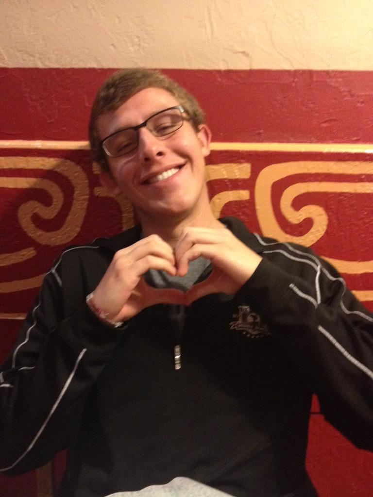 LarsBjornsen's tweet photo. @dadomrod1 I would like to apply as your best friend. http://t.co/P13OjqcSNp