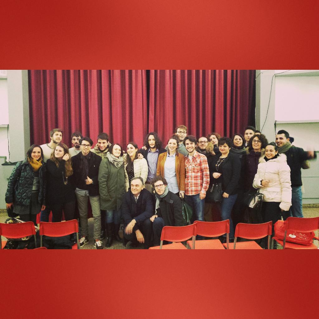rossipresidente's tweet photo. Grazie ai @gd_ev per la bella serata! Si riparte: Lucca, poi incontro con @GdAulla @gdmassacarrara e @GdPisa #cisiamo http://t.co/61JoCqo7fw