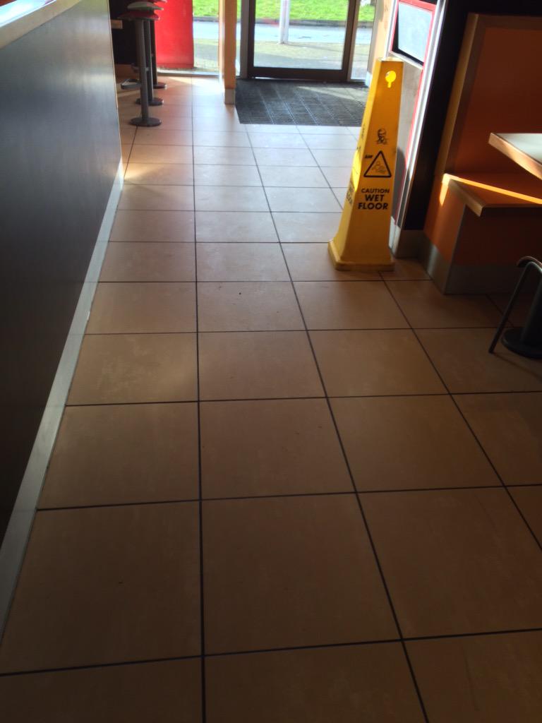 SafetyDirectG's tweet photo. Good line of defence? Foreign or partially sighted people could struggle to understand this #HaveYouFloorsTested http://t.co/ivlL05diNb