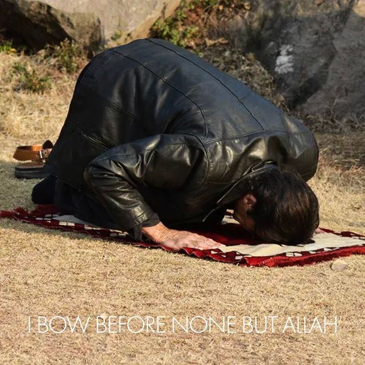 peaceforchange8's tweet photo. @ImranKhanPTI  I Bow Before None But ALLAH @RehamKhan1 bhabi plzzzz isb walo ko b rt day dyn ;) :p http://t.co/Dyd1aRCoGc