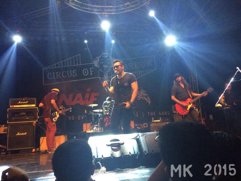 MK_342015's tweet photo. 🎶 Dimana Aku Disini - @Naifband #liveMK2015 http://t.co/Il29psEioE