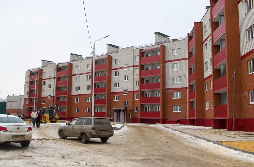 Murzin_R's tweet photo. @GruzdevVladimir @Avilov_E Состоялся объезд города. Происнпектировано строительство домов в пос.Скуратово http://t.co/jQSTsr61hx