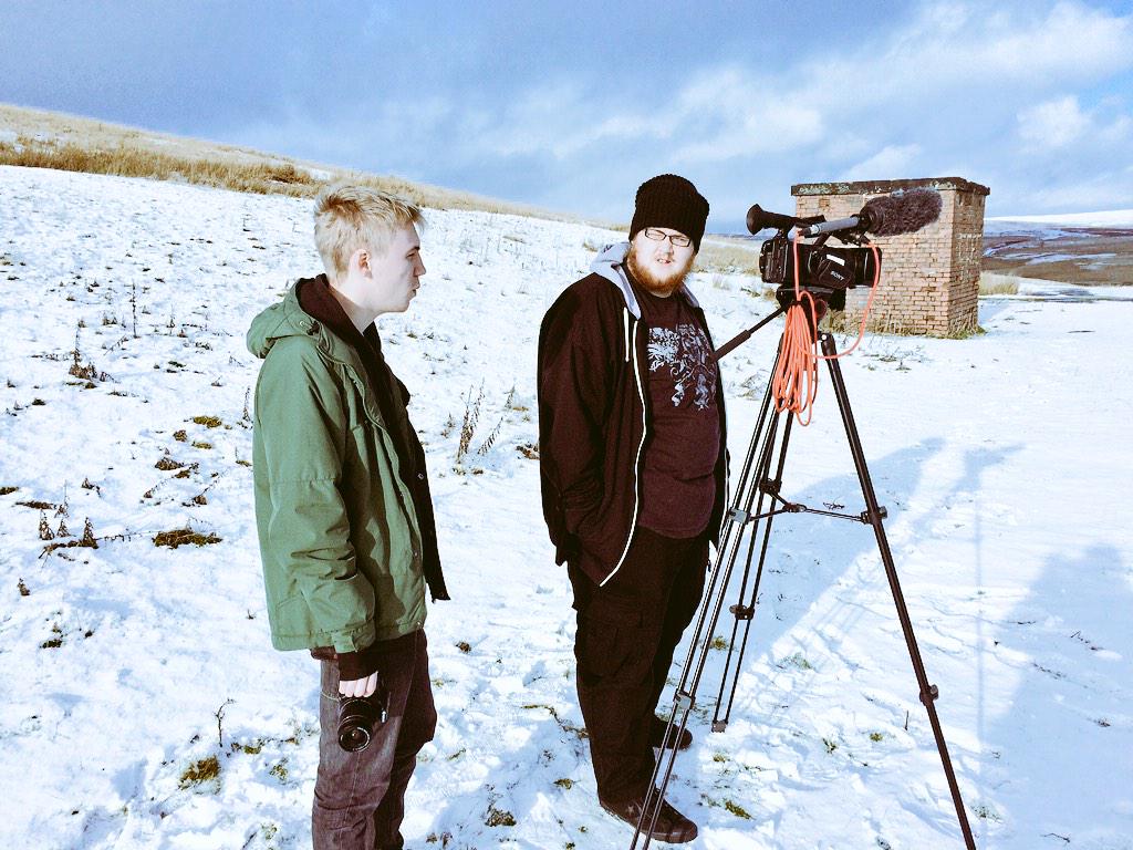 ModerockP's tweet photo. Filming up in fochriw today!! @MJCoombes26 @lum105 @SamPulsford94 #snow #cold http://t.co/gXInHwc6c4