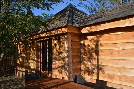 WeekendGlamping's tweet image. Depuis la Gironde, voyagez au 4 coins du monde dans un hébergement insolite &amp;gt; EcÔtelia : bit.ly/Ecôtelia