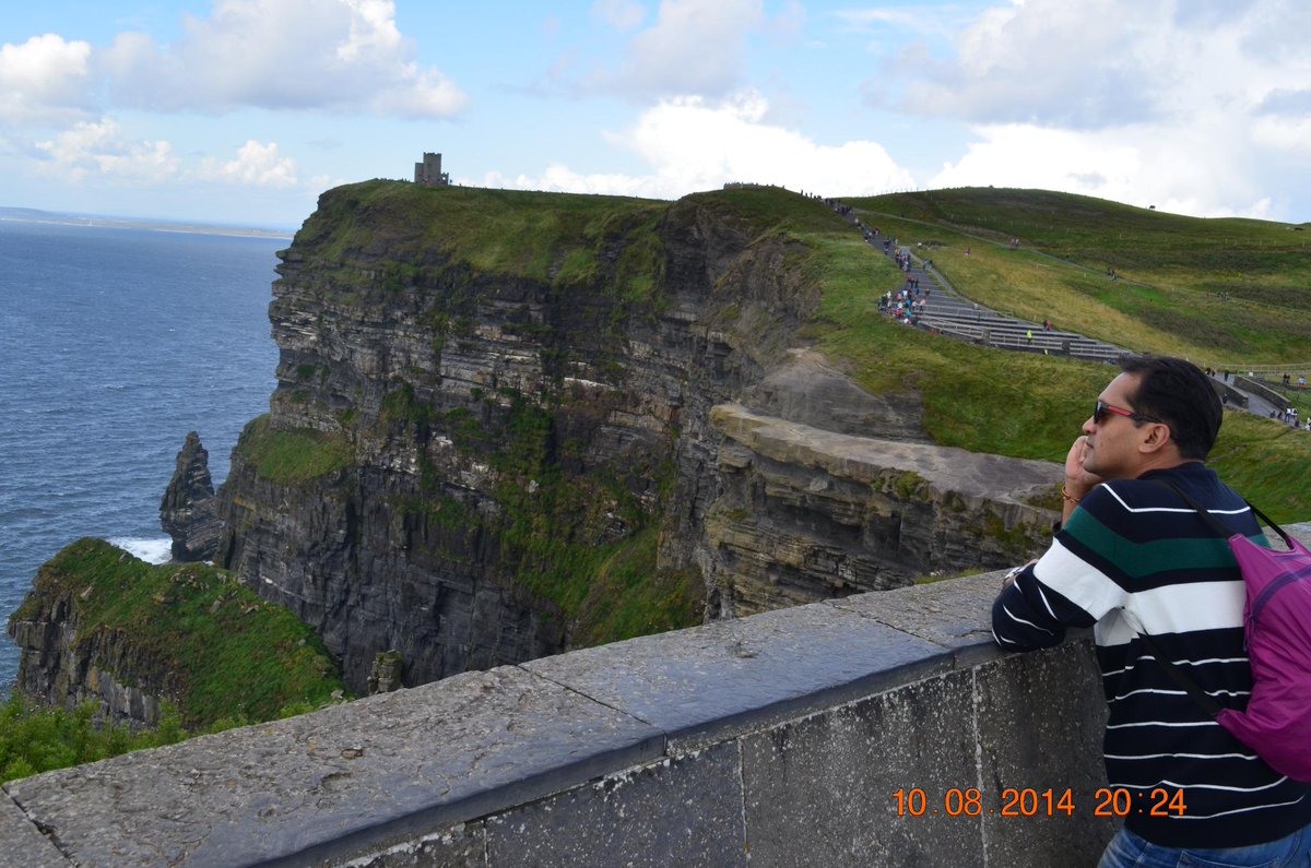 DesiVagabond's tweet photo. My entry for #Greedybackpack #Selfie #Contest Of The Year. Me watching Cliffs of Moher(Ireland) with my backpack, http://t.co/JoPGtaDZe1