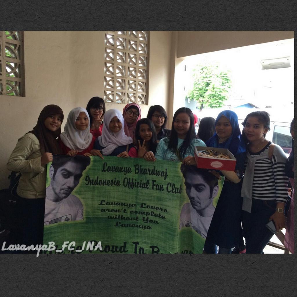 LavanyaB_FC_INA's tweet photo. Yes!! We Are Lavers..!! And We Are Proud To Be.. !! @lavanyabhardwa1 http://t.co/BcGBbc7C5y
