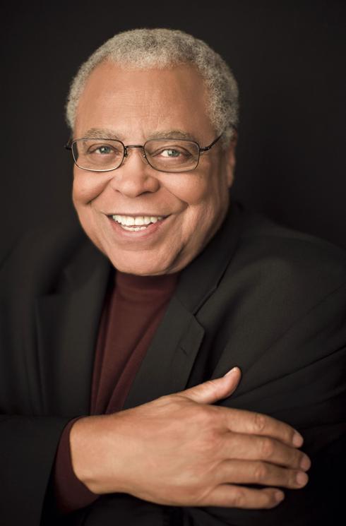 Muchísimas felicidades a James Earl Jones que cumple 84 añazos.
Happy birthday 