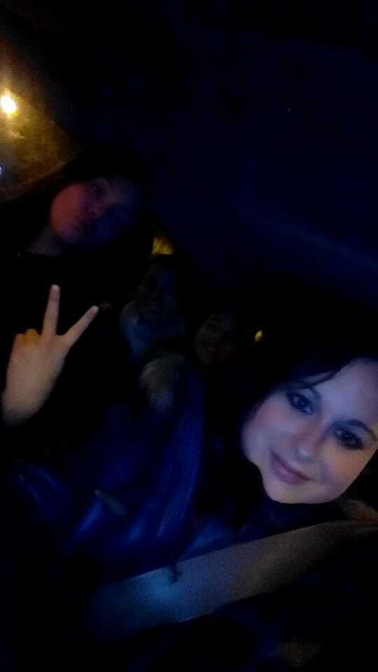 ana_velert's tweet photo. @clararicos @torres_yaji  @laura_cases repetimos? JAJAJA😍💜 http://t.co/2ORgcUWkIS