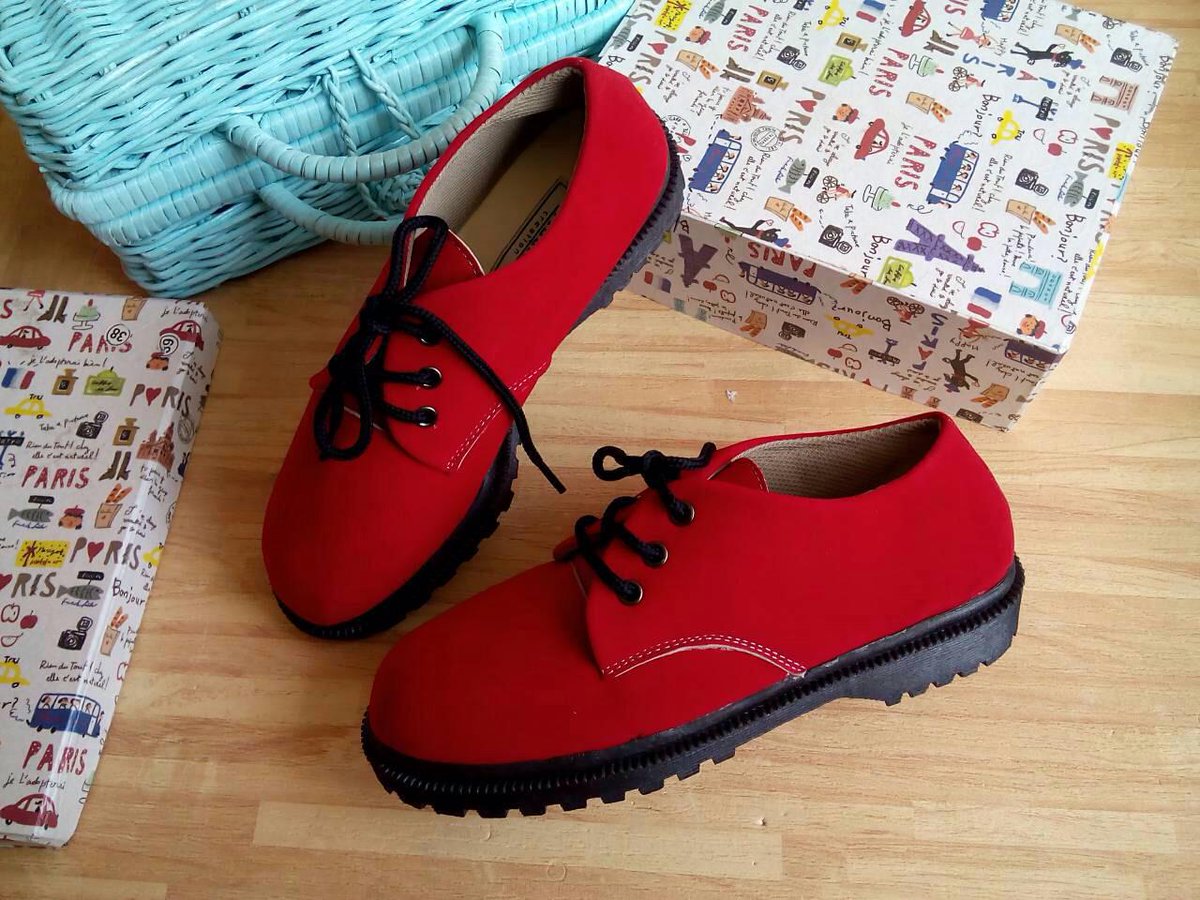 SepaTuit's tweet photo. sepatu docmart ecer 130rb. grosir 110rb/6pcs. Reseller dropshiper welcome.order 28061242 | 089668359006 iG: sepatuit http://t.co/mxHyyv4FBW