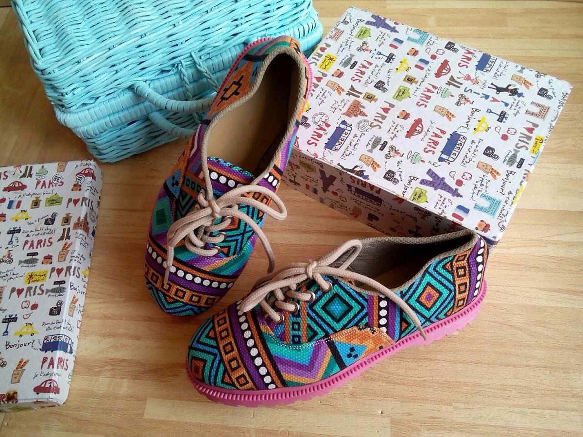 SepaTuit's tweet photo. sepatu docmart ecer 130rb. grosir 110rb/6pcs. Reseller dropshiper welcome.order 28061242 | 089668359006 iG: sepatuit http://t.co/mxHyyv4FBW