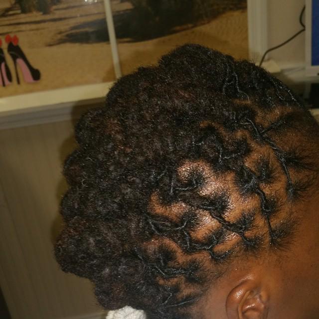 Pynkbookamy's tweet image. RT #dreads #naturalexpressions #naturalhair #orlando #locs #loctician #dreadlocs #twist #hairstyles #hairsalon #i...