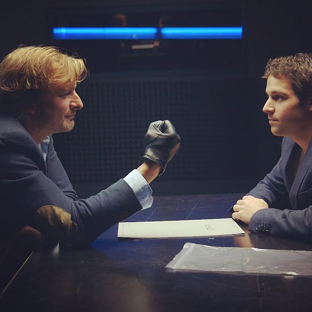 Lukt het @VictorReinier om deze moordzaak op te lossen? Kijk maandag naar #MINDFCK op NPO3!