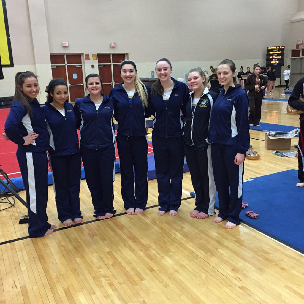 OFHSGymnastics's tweet photo. Ready to rock! http://t.co/mJbzqZnwJz