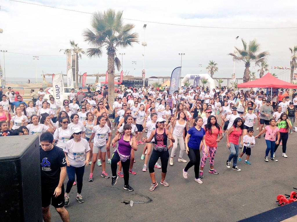 TemVina's tweet photo. Ya comenzo con todo #wellnesssummerfest en #iquique ! No se lo pierdan!! http://t.co/km60k15qXv