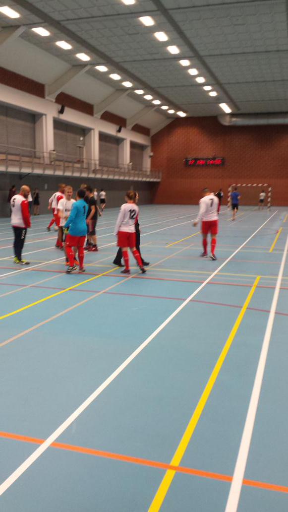 Ook #jongerenwerker hebben een eigen team en spelen tegen andere #professionals van samenwerkingspartners #meedoen