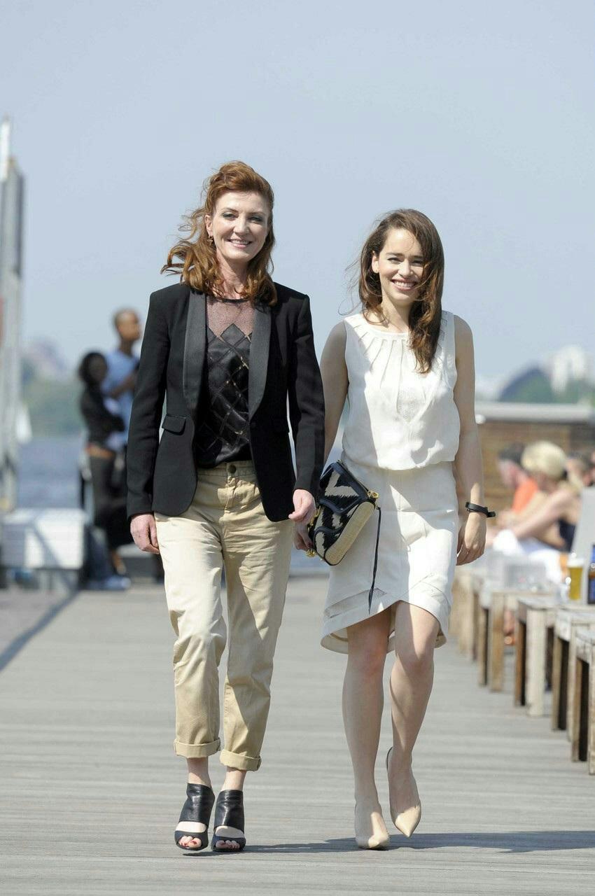 Happy Birthday, Michelle Fairley!! I hope you are having a great day! 
