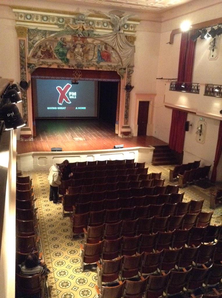 DingliTweets's tweet image. The audience of the 2nd of our #SoldOut #ExtraShows finds their seats. 6pm show was a blast! @ComedyKnight #malta