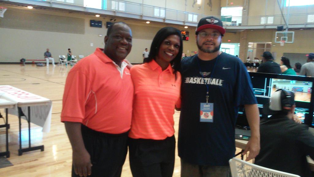 areacodes's tweet image. Scouting MLK TOURNEYs in Arizona, todays stop #KrocCenter @AZeliteTourny @CoachhEasley #southside #Phoenix