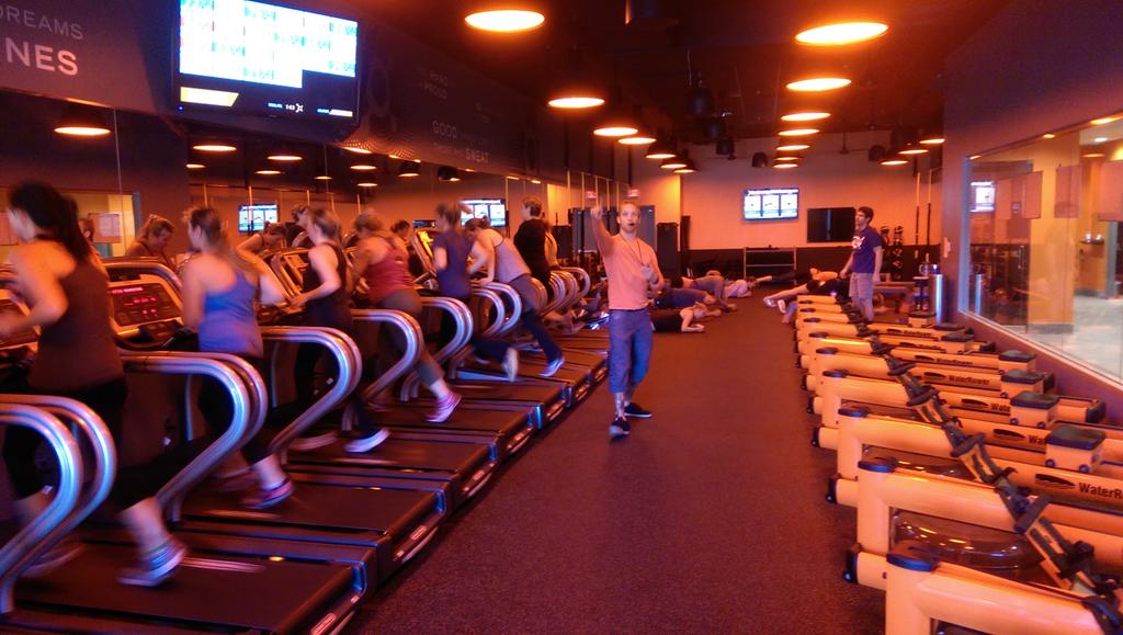 OTFBoulder's tweet photo. #Weightlosschallenge.   Power ....Day 3 !!
How was your workout? http://t.co/ApjGSpWzQm