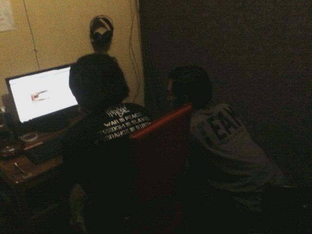 Punch our Pumpkins tweet media