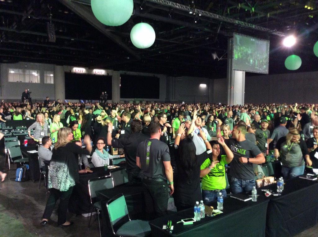 ItWorksGlobal's tweet image. #HighFive305 y'all! #LIMELITE15
