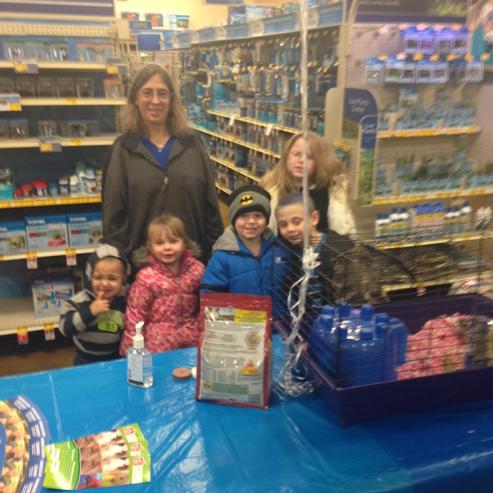 Our first group of kids meeting the small animals in Flemington NJ.