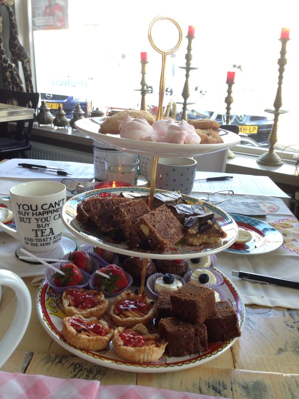 marjolijn787's tweet photo. 3 High Tea's in de planning op 1, 8 en 15 februari va 13:00 u @BosKookt Kosten €20,- Zie ook http://t.co/89fTtgV4VB http://t.co/Zep7l1Fps1
