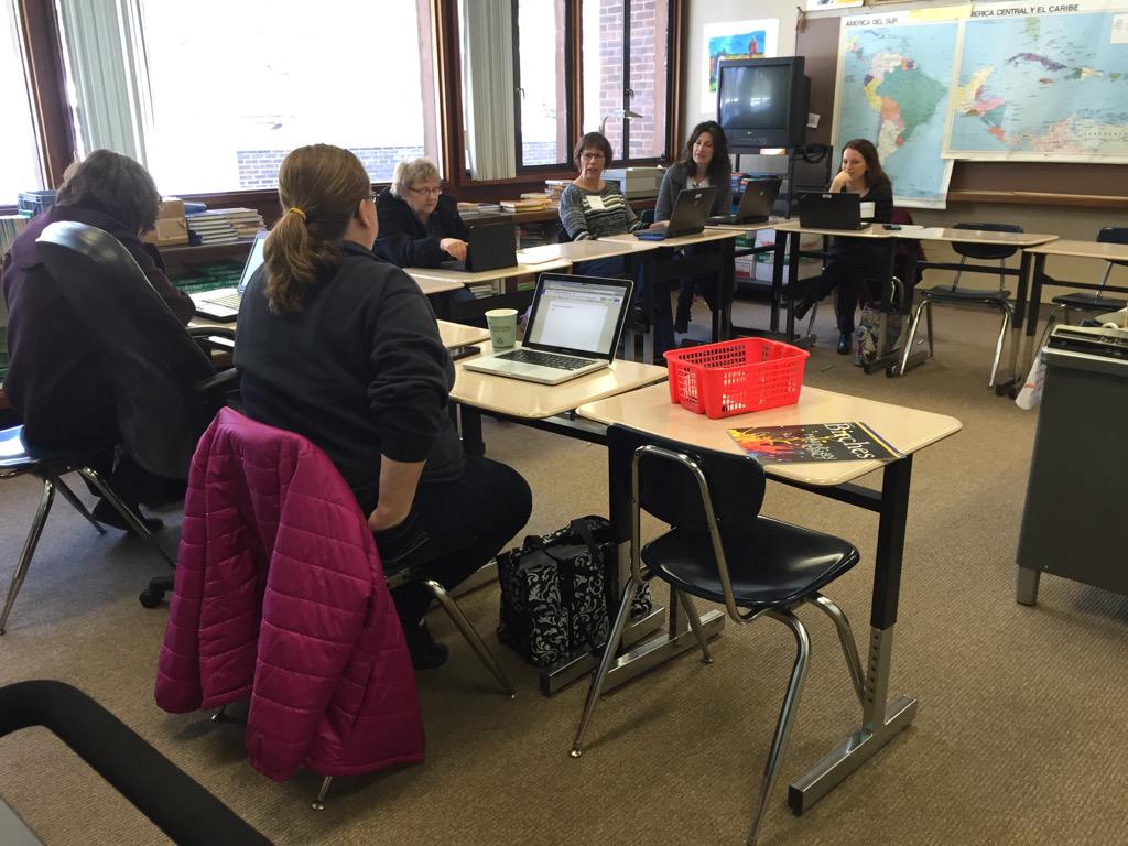 edcampROC's tweet photo. Talking about #responsive #classroom #edcamproc @EdcampUSA and power in numbers. http://t.co/Qr7LSP8NYO