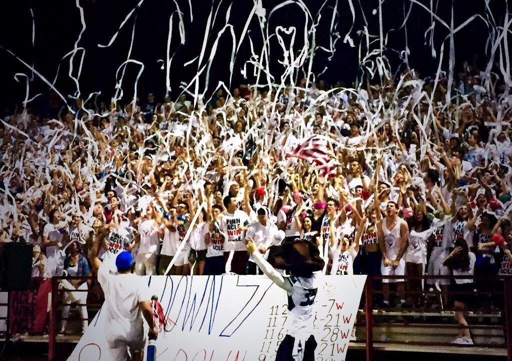beststudentsect's tweet photo. Pinnacle High School, Phoenix AZ at an away game 😳 http://t.co/zqeqhPCSBu