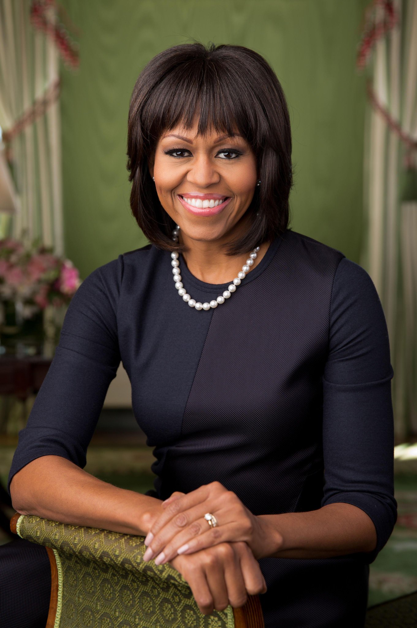 Happy 51rst Birthday to First Lady  Michelle Obama! She still look good! Love this lady! 