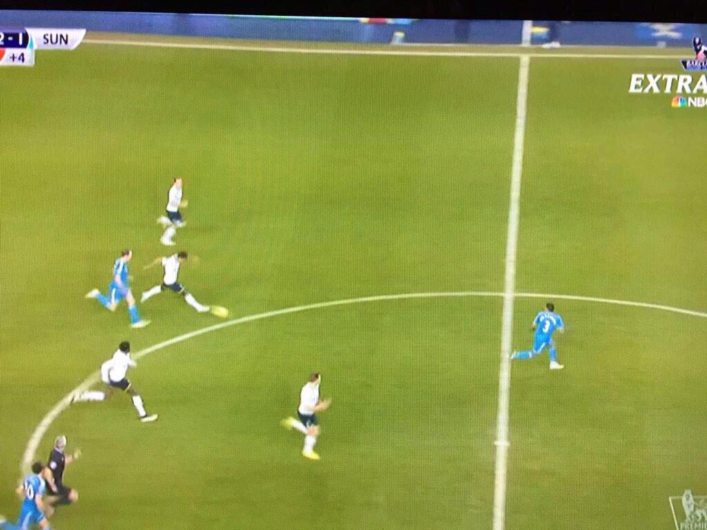 B7kR4lJCQAIrg-s.jpg:large