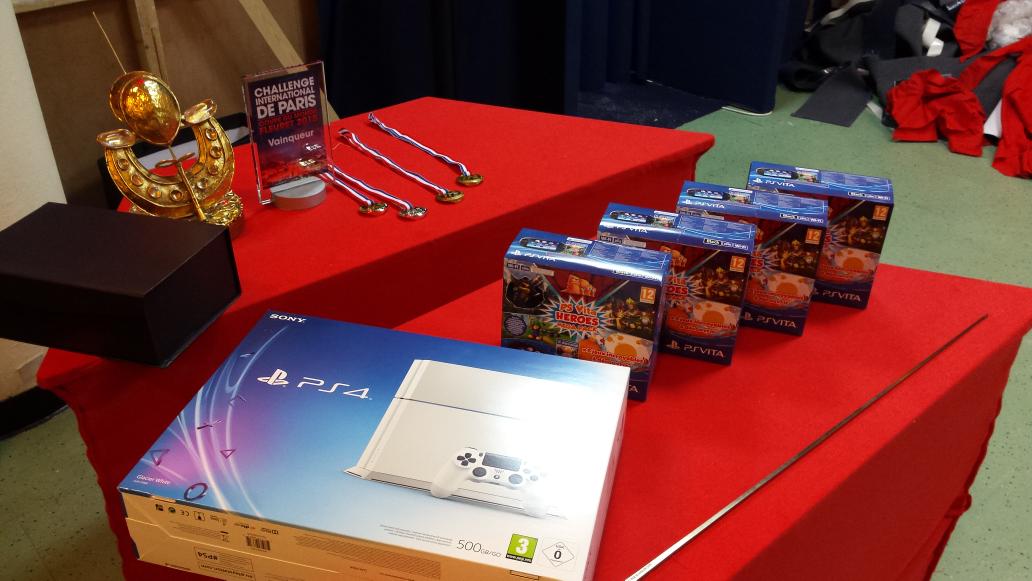 FadeauPhilippe's tweet image. Préparation des récompenses du #CIPfleuret . @LeSportestunJeu @PlayStationFR #blaisefreres @ESCRIMEFFE