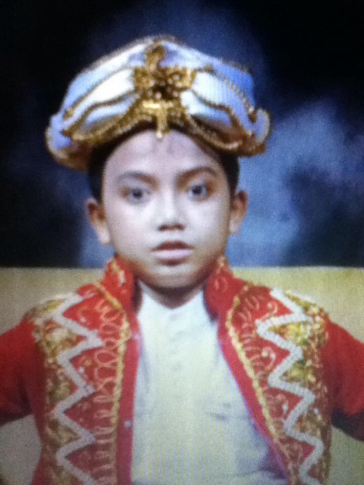 Vodzinale89's tweet photo. @sinyooo_19 ekhmm nyoo wkwk http://t.co/BglhY6FYLm