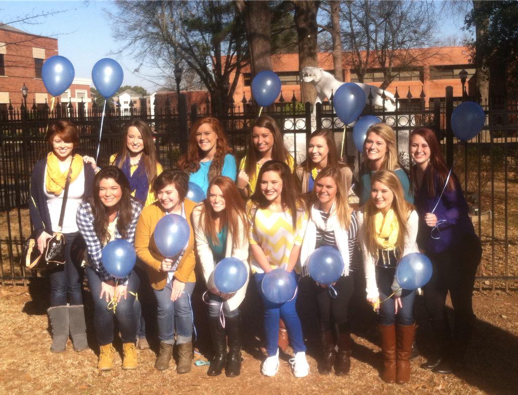 chidelta's tweet photo. Congratulations to our new baby daisies!!! We are so excited to share our letters with y'all!!💛💙 http://t.co/DWXIUJl5Sd