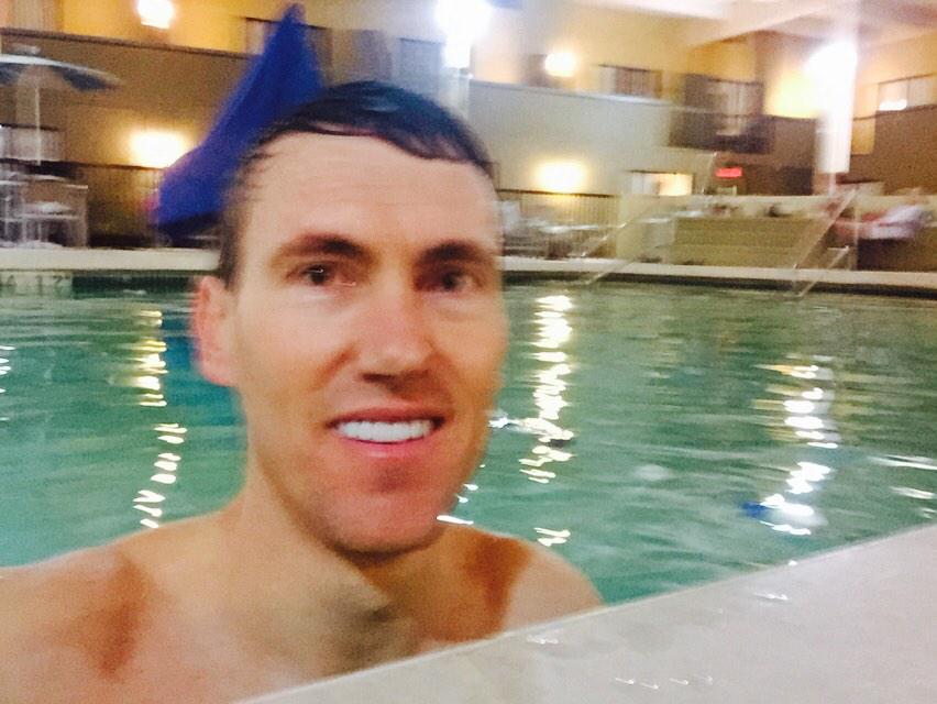 RichNye13's tweet photo. Poolside in Foxborough? Yes! Heated indoor pool at @HolidayInn old school #Holidome #ColtsWTHR See you at 6pm. http://t.co/ff7VVeszLD