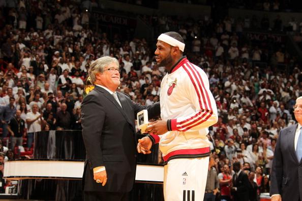 Gold Micky Arison wishes Dwyane Wade happy birthday, takes jab at LeBron  