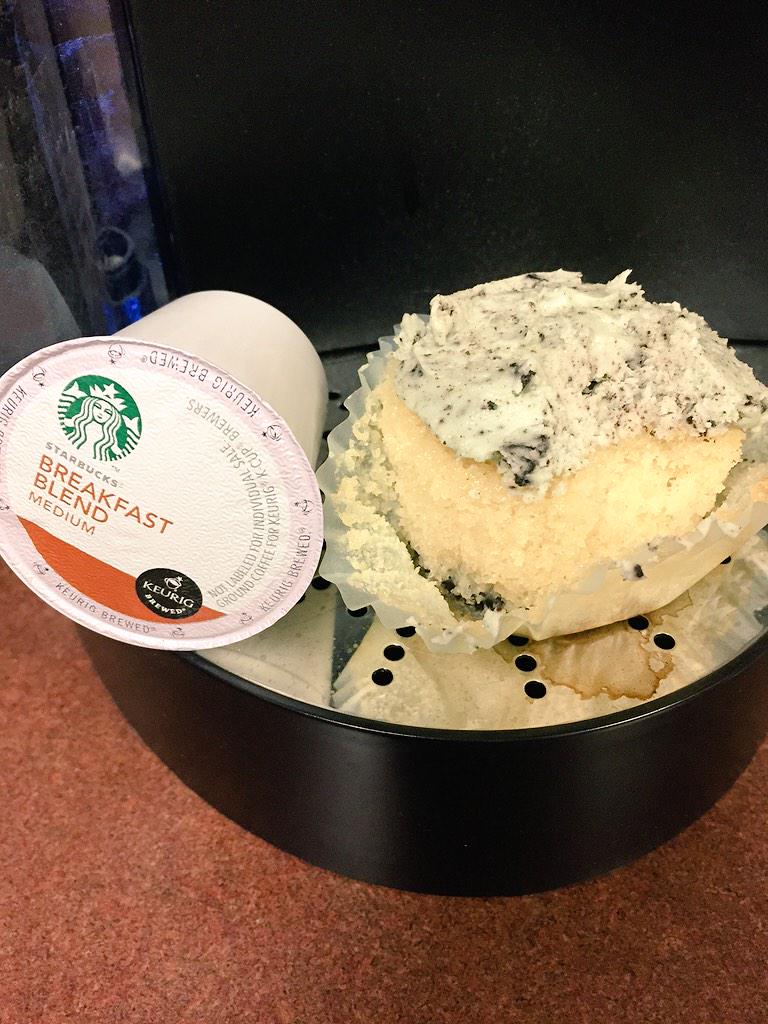 LASER3284's tweet photo. The fuel of all championship teams!
#omgrobots #robofuel #mmmgood http://t.co/CNeMhvmoJ1