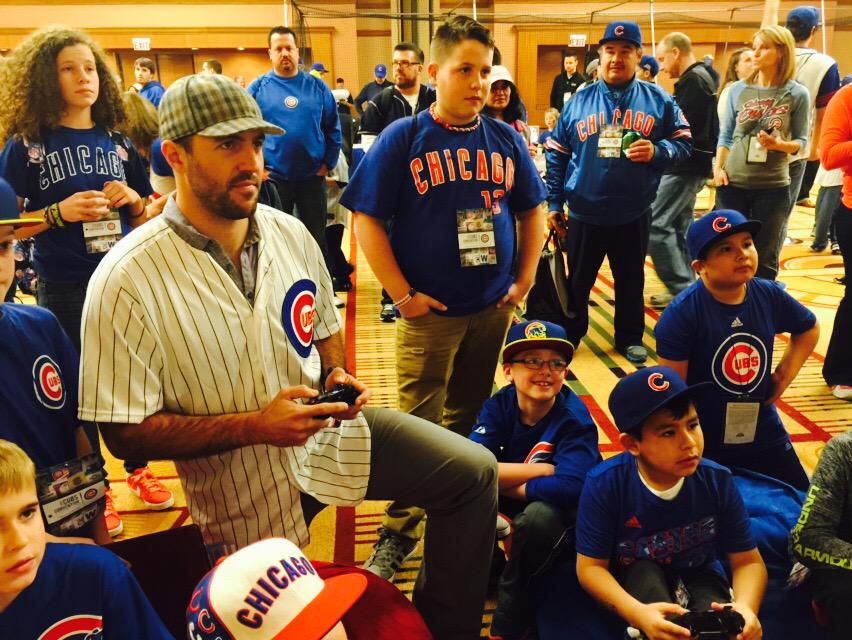 RBIGAME's tweet photo. It's going down @BlaekParker vs @Cubs fans. #CubsConvention #rbi14 http://t.co/nB2GhkQ7lF