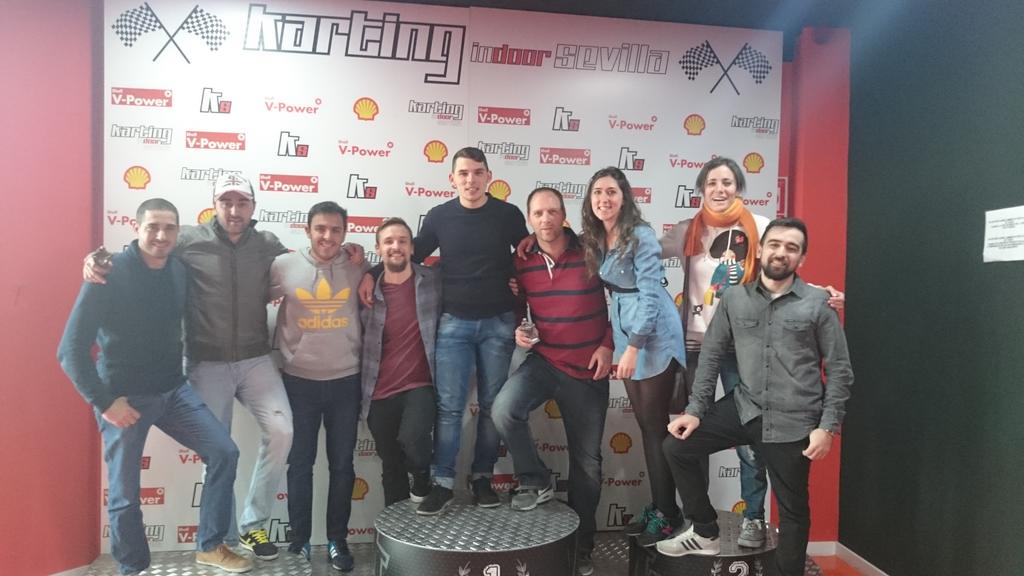 AnaCarbonell3's tweet photo. Coleccionado momentos con vosotros http://t.co/2oQPZGQVOm