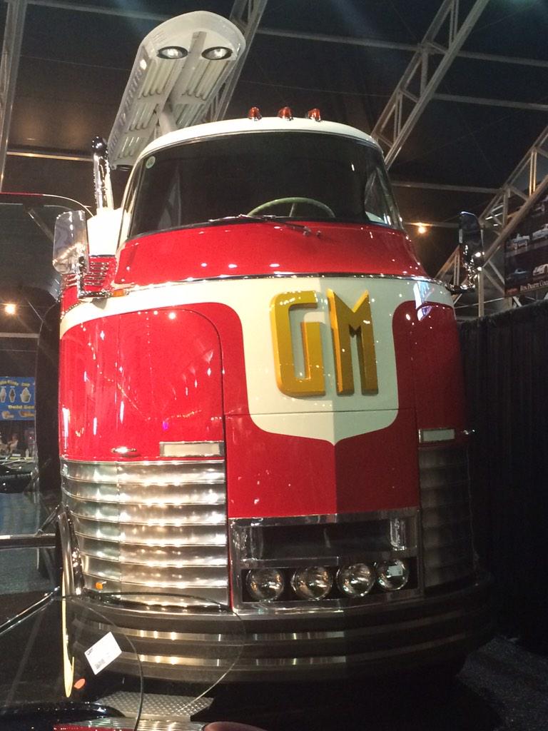 SupportAFF's tweet photo. TV ALERT: Tune in to @Velocity TV at 8pmET to watch the @GM Futurliner be auctioned to raise $ to #HelpSaveOurTroops http://t.co/avikawutyi