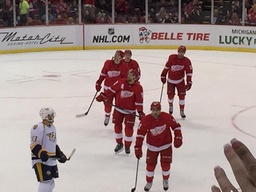 GrossWeather's tweet photo. Well, this is fun!  Haven't even gotten my popcorn yet!  Wings 3, Nash 0. http://t.co/fPaEXyzrvO
