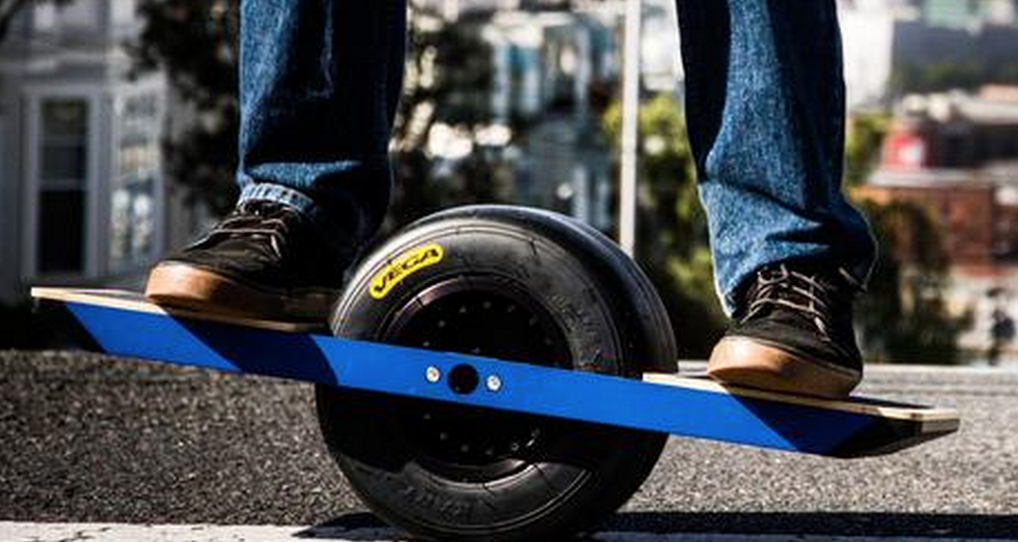 ts_practical's tweet photo. OneWheel Electric Skateboard

http://t.co/e7EpOnCJ0X http://t.co/OLdLaznx01