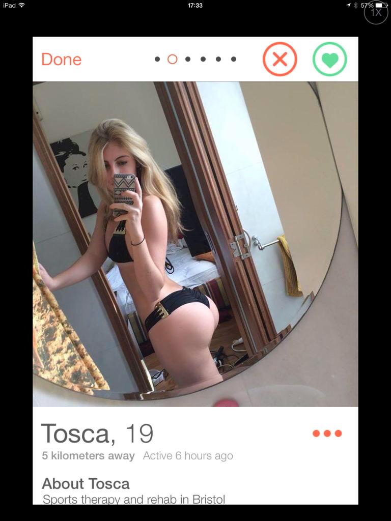 TinderSluts's tweet photo. DAT ASS THO http://t.co/IpNQytaxMS