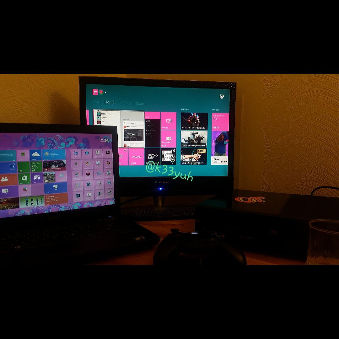 k33yuh's tweet photo. My space. 😊🎮 #XboxOne #Windows8 #RNGNation http://t.co/JnwZlzMKJn