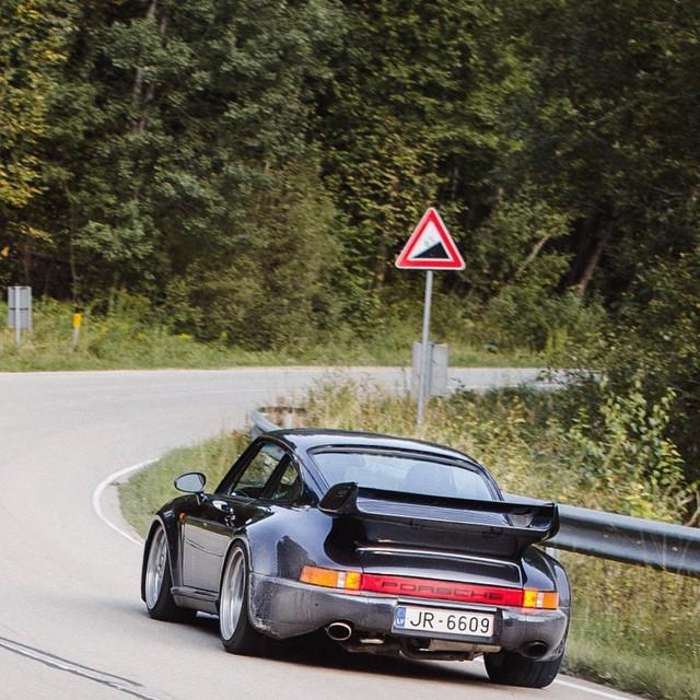 OnlyCarrera's tweet photo. Porsche 911 Turbo at Youngtimer Rally Sigulda #youngtimer #youngtimerrally #youngtimerlv #youngtimerisalifestyle ... http://t.co/ipTprsCzTm